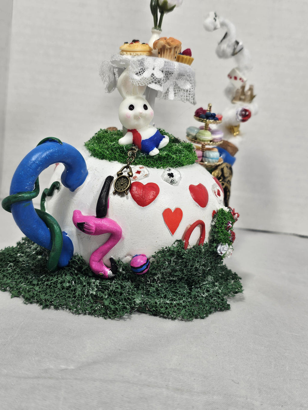 Wonderland Teapot