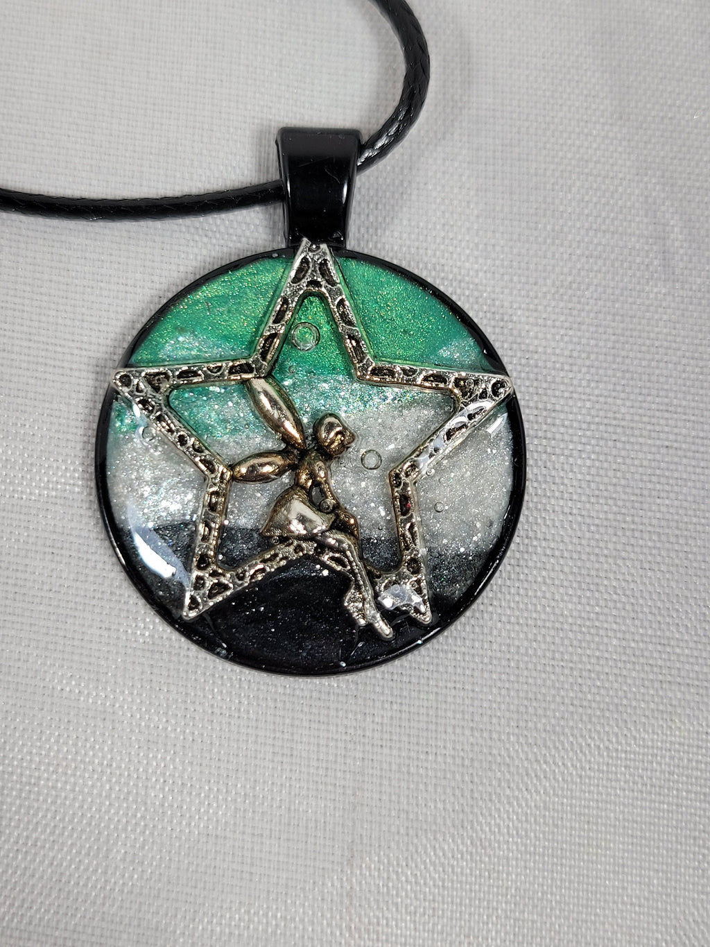 Pride Pendant Genderqueer and aromantic