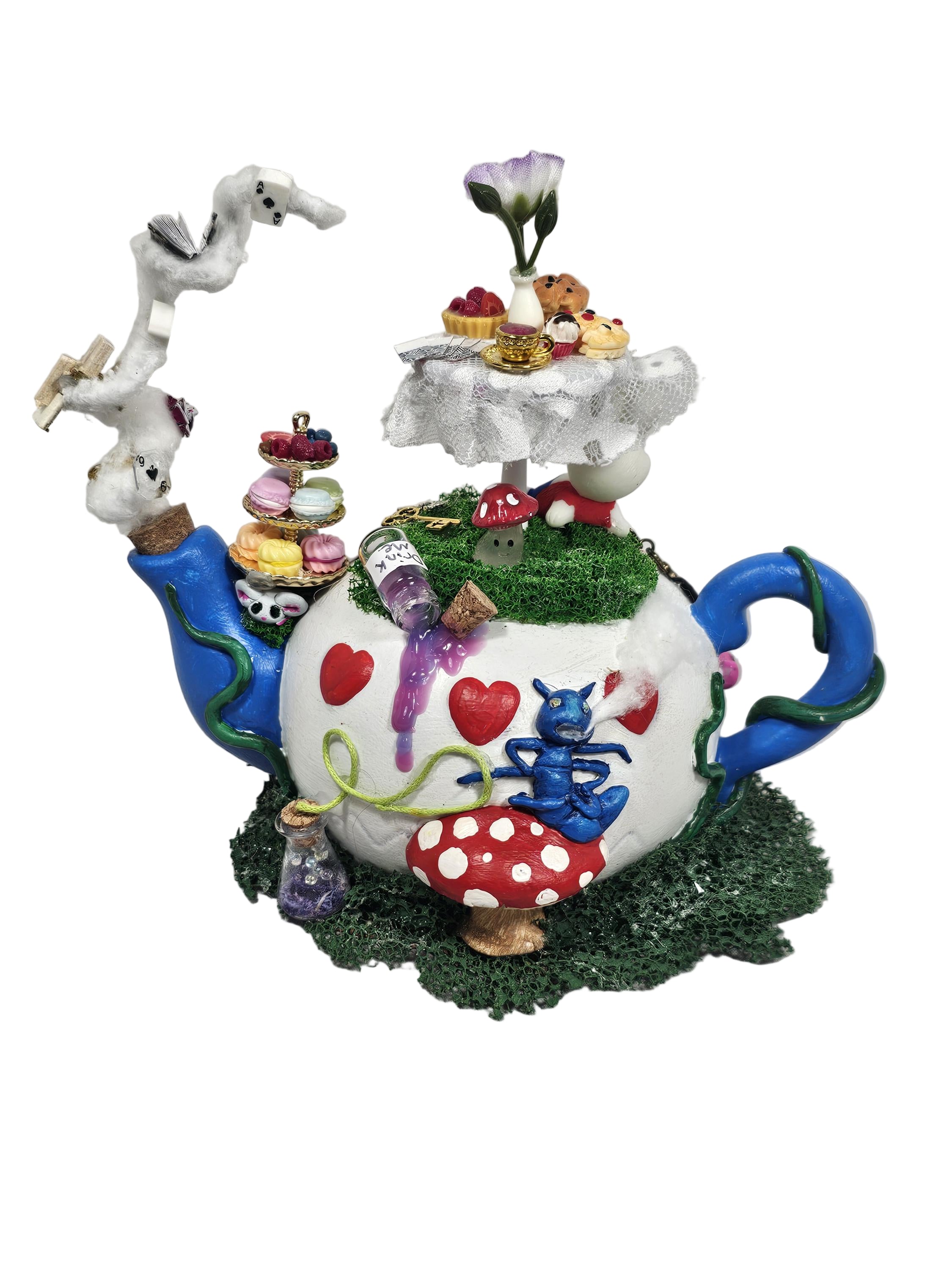 Wonderland Teapot