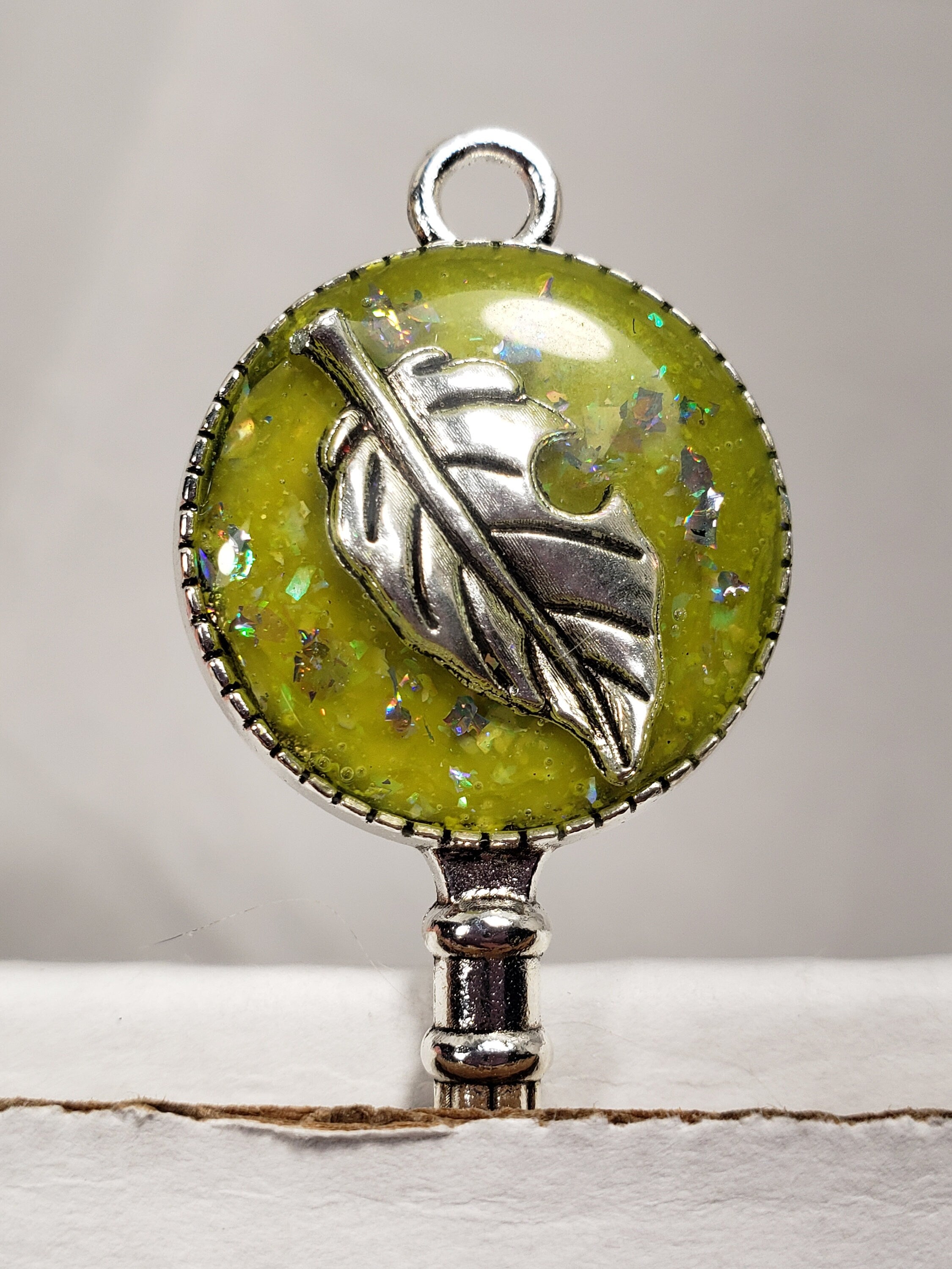 Key Leaf, Star, Snow