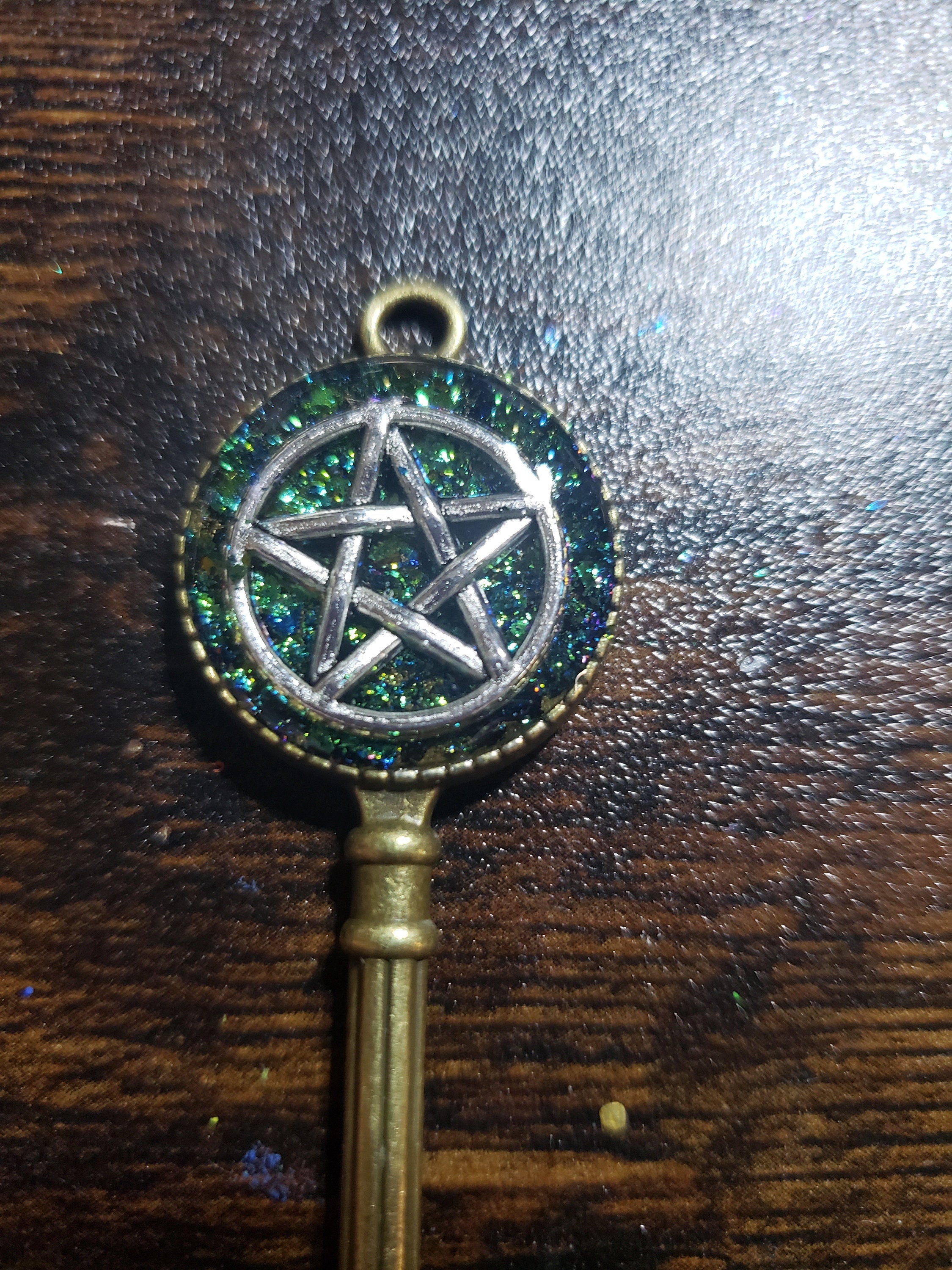 Key Leaf, Star, Snow