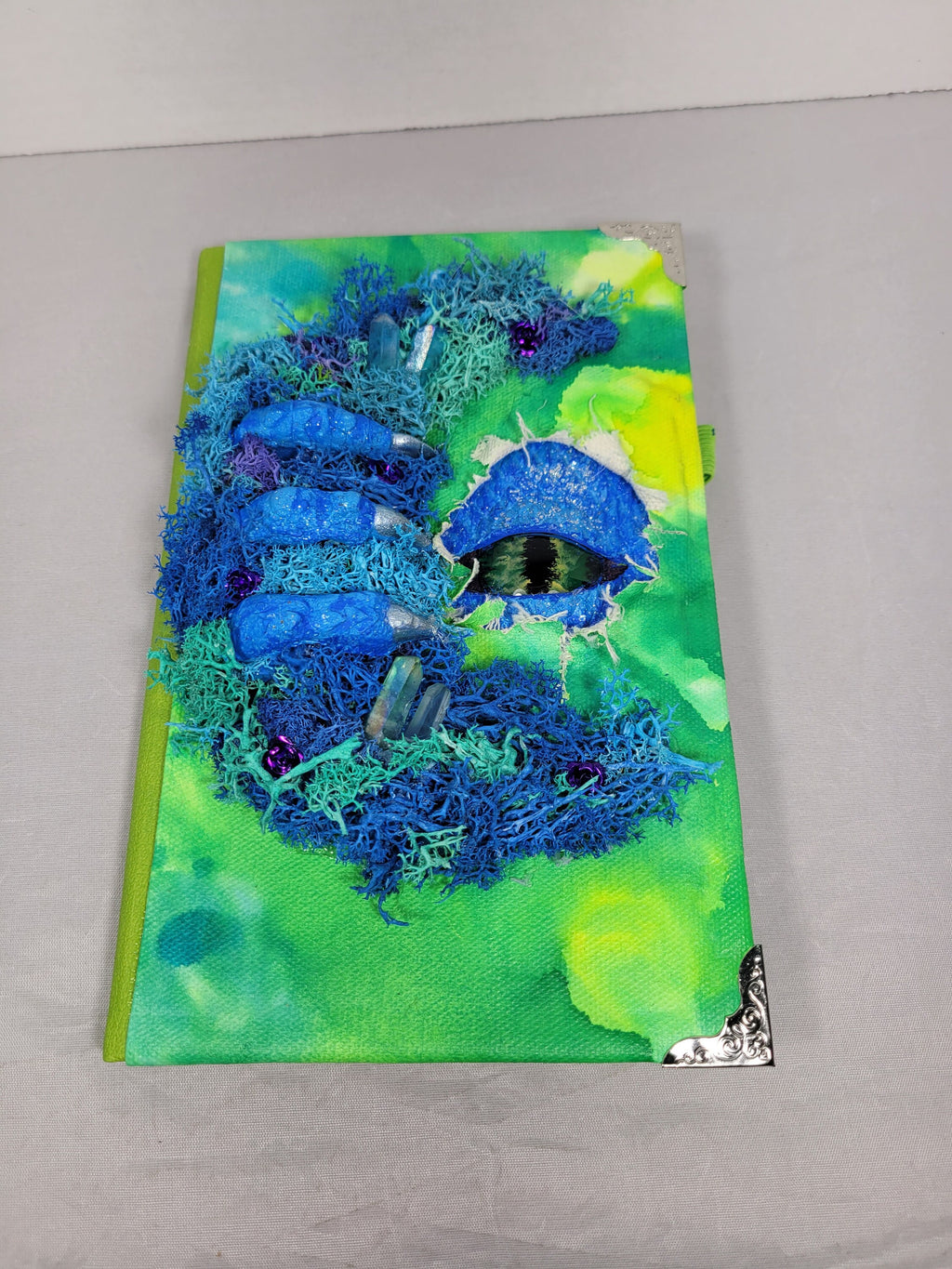 Green Moon Dragon Journal