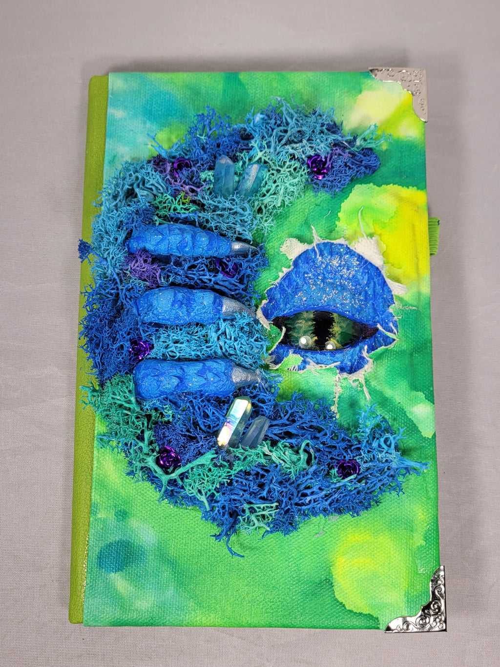 Green Moon Dragon Journal