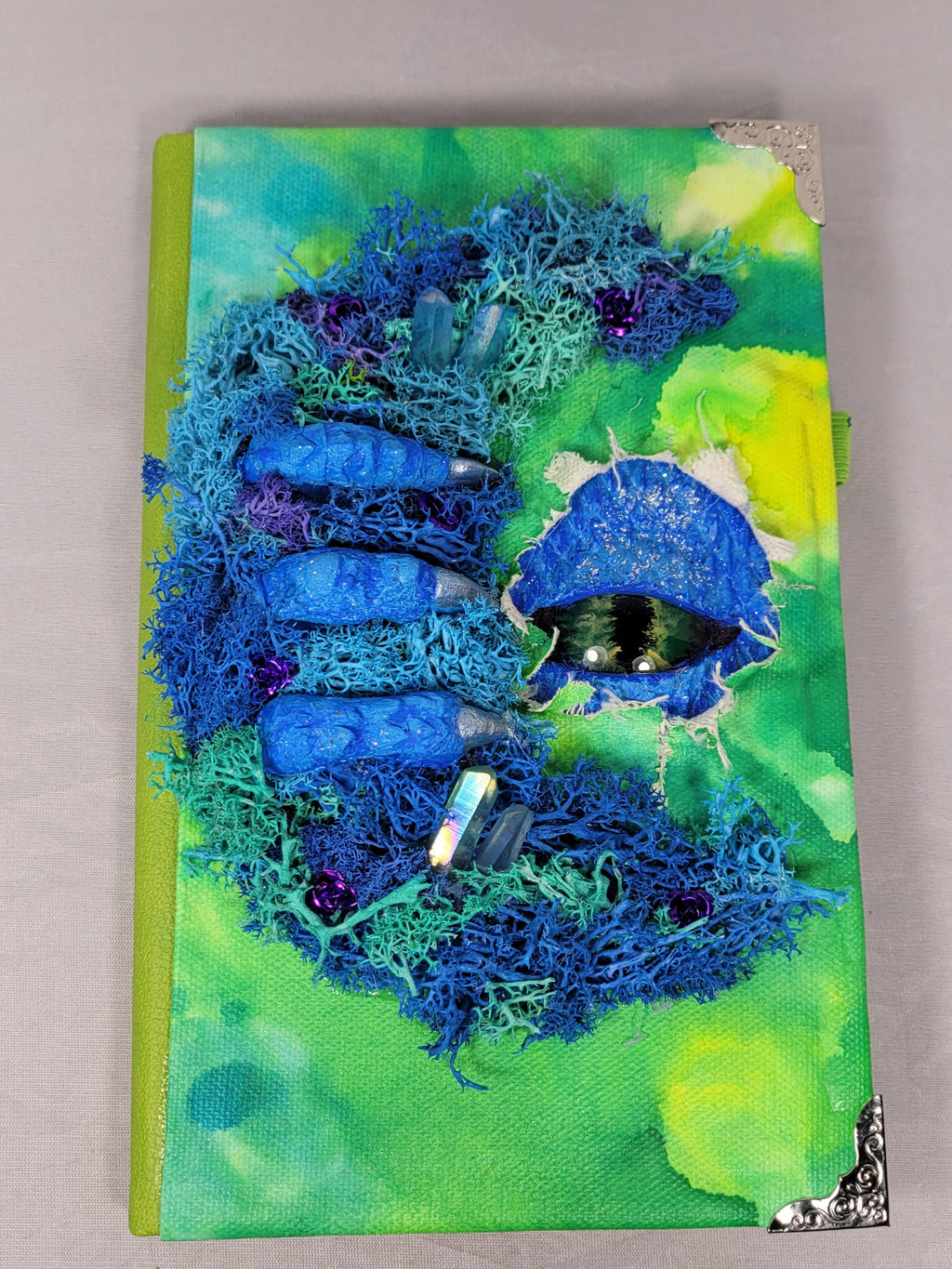 Green Moon Dragon Journal