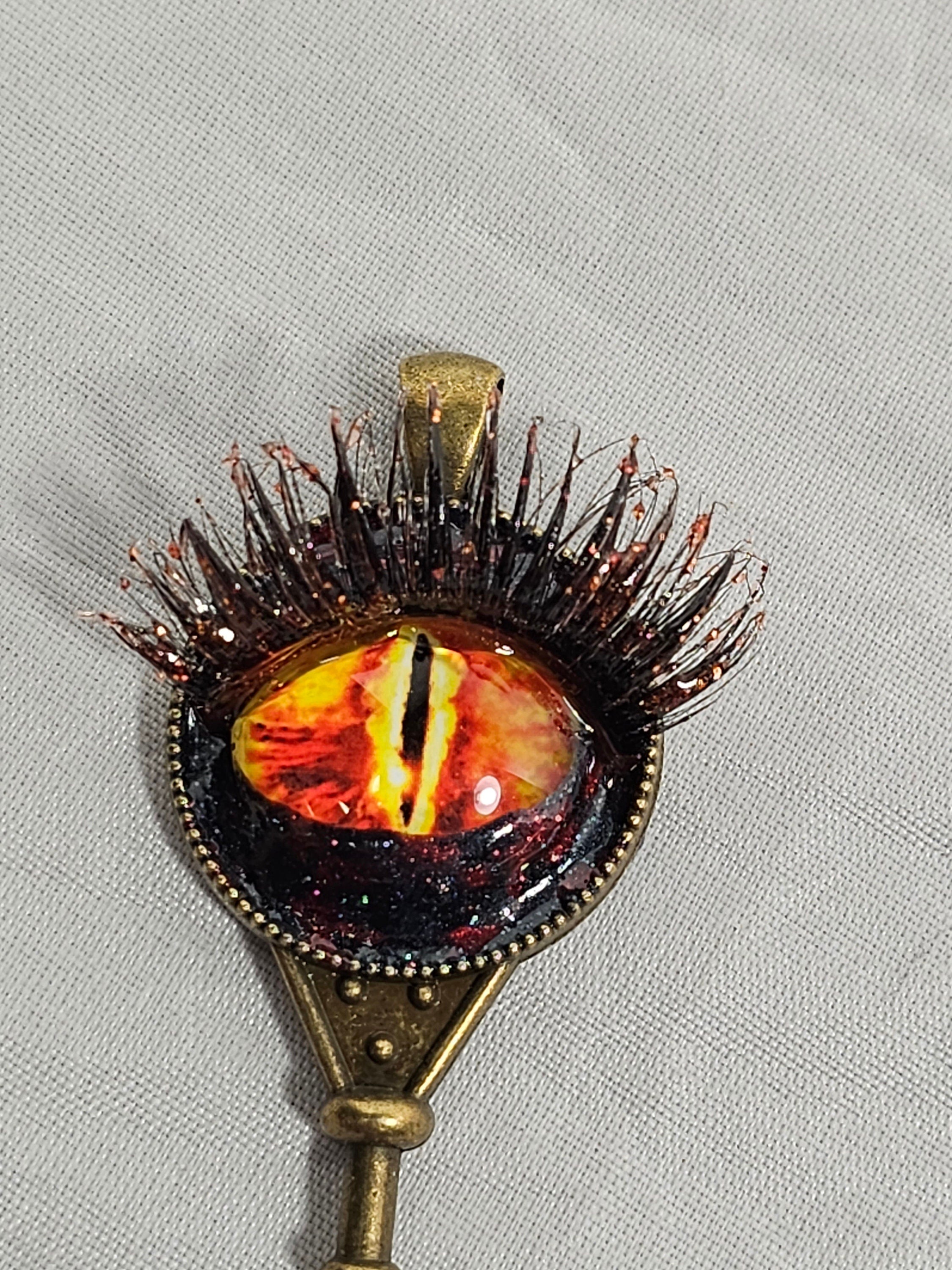 Dragon Eyelash Key