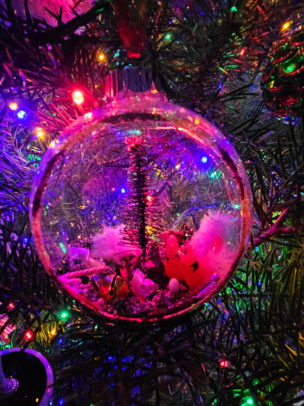 Cardinal Daddies Ornament