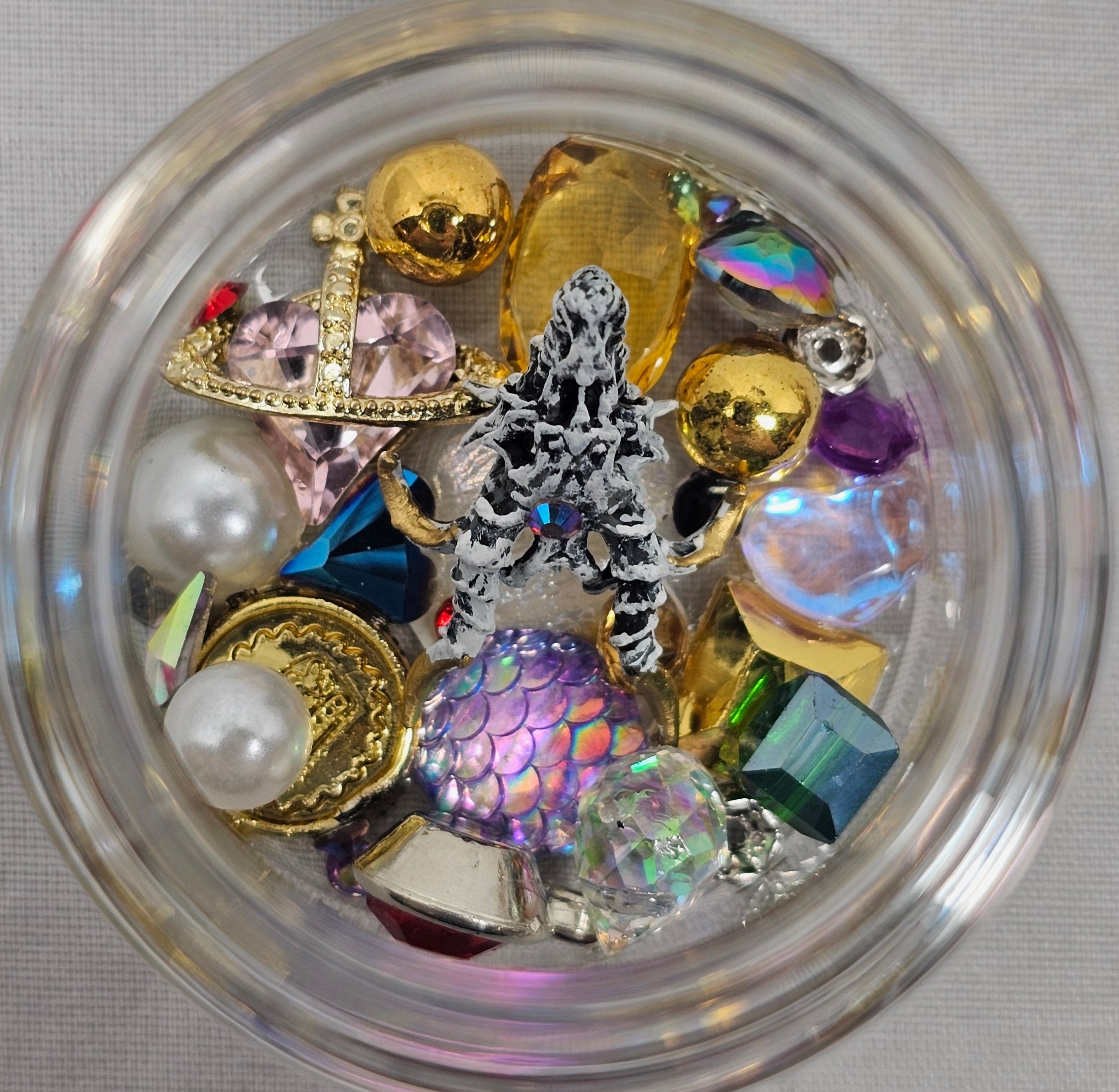 Golden Treasure Dragon Skull Terrarium